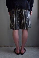 画像3: 【SALE】m's braque (エムズ ブラック) TUCKED SHORTS [KHAKI] (3)