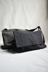 画像1: ERA. (イーラ) SHRINK NO MESSENGER BAG [2colors] (1)