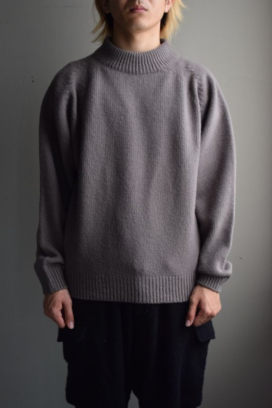 crepuscule (クレプスキュール) Wool Garment-dyed Moc neck L/S [Gray]